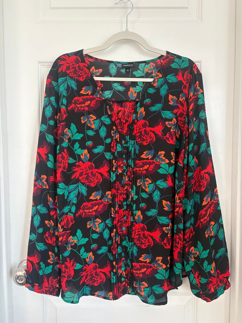 Torrid Size 2 Black Floral Blouse Long Sleeve Peasant Boho Top